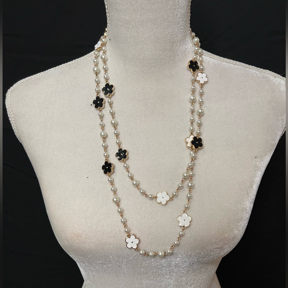 One beaded, gold colour hardware necklace, worn once